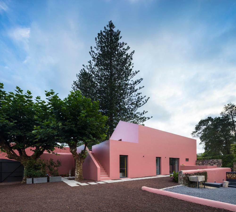 Ponta Delgada Pink House Azores المظهر الخارجي الصورة